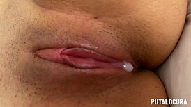 Putalocura - Jovencita Cachonda Marina Gold Disfraza De Piñata Y Traga Leche