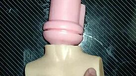 Trio With Kissy And Dolly From Mouth To Vagina Ending In Tits Fuck.