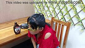 Neighbor brings sugar instead of salt