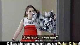 베프가 스텝브로가 여동생 보지에 크림하는 거 잡아, 충격받고 흥분돼