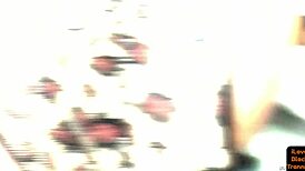 Sort shemale leger solo med legetøj