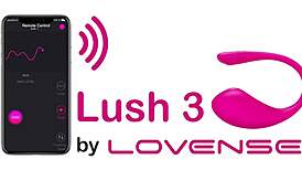 Some girls chatting on webcam 😊