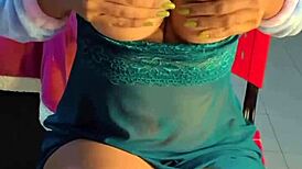 Stepsister moans loving oral pleasure