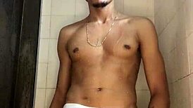 Amateur Interracial Handjob In Shower Bath