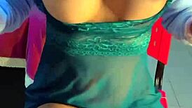 Stepsister moans loving oral pleasure