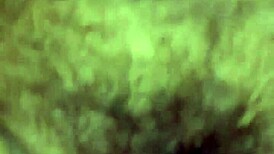 Petrec timp cu vecina acasă