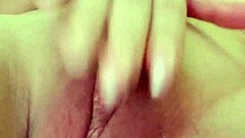 fingering my pussy and playing with my vibrator blondie fesser