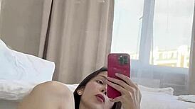 Ellie Leen Fingering In Front Of Mirror