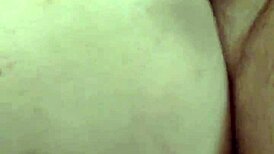 Coppia macedone prova doppia penetrazione con dildo