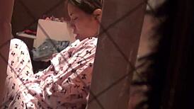 spied on asian babe rubbing herself discreetly