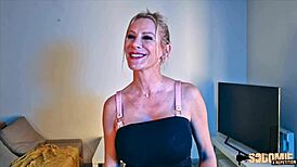 victoria mature woman with big breasts in lingerie