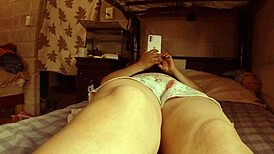 Piernotas De La Prima Putipobre No Es Fea Si La Veo Por Donde Mea