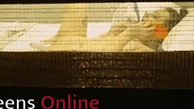 옆집 여자 자위하는 거 몰래 지켜봐