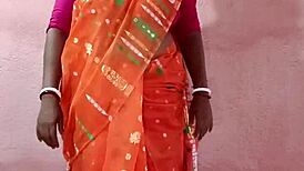 Saree Wearing Brunette Amateurs In Chubby Bbw Curvy Indian Beauty!