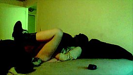 Unhappy cumshot for amateurs