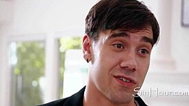 Casanovas Crashlanding on Island of Cougars