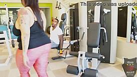 Chunky Sofia Rose Ecstatically Loves Rome Major Fucking Her Throat