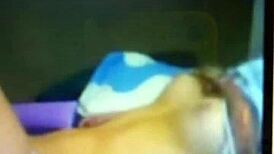 I toying my French fanny on webcam, slutty style