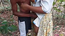 THICK ASS BITCH FUCKING BOYFRIEND IN THE BUSH!