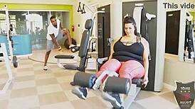 Chunky Sofia Rose Ecstatically Loves Rome Major Fucking Her Throat