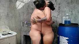 2 Parte La Vecinita Tiene Antojo Que Quiere Resolver Hasta Que Se Dio La Oportunidad De Follar Con La Vecina