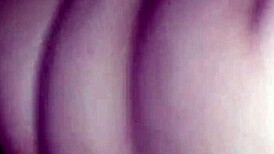 Is puta peluda gozando dentro?