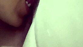 Que rico es lamer el coño de una madura, sharing laughs and stories in the gym