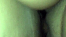 watch this gostosa fucking outdoors in public?