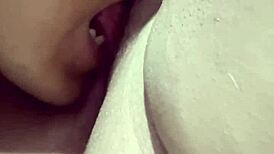 Que rico es lamer el coño de una madura, sharing laughs and stories in the gym