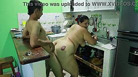 follando a la hermana de mi novia en la cosina