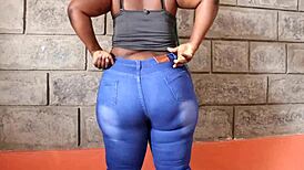 Super Thick Young 18+ Bbw Jennifer Bumbum Wants A Hard Fucking