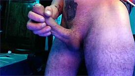 big load of cum coming out of my long thicc cock