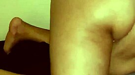 AZZ AZZ AZZ SHAKING TEEN ASS TWERKING FUN!