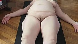 Milf Performs Naked Yoga For Jerking Off