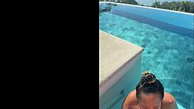Public blowjob at infinity pool in Costa Rica