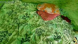 Lays Lopes travels to Spain alone for her first video