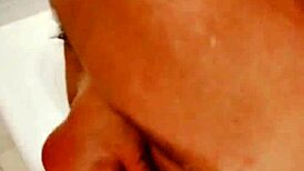 Sucking Dick Fresh Out the Shower!