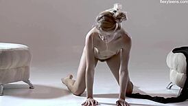 Russian hot hairy gymnast rita mochalkina spreading beaver