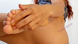 Sniff the Squirt on Kiarameow's Feet 😜💦