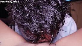 le como la vagina a la putita de mi hermanastra tiene un sabor muy rico