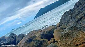 fudendo bem gostoso a loira na prainha branca