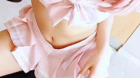 Hermosa Chica Tierna Penetrada Por Gran Polla En Su Estrecha Vagina!