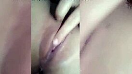 Beautiful Girl Says, 'I'm Masturbating And It Feels Amazing'