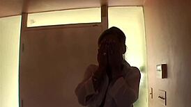 Blonde Mom Kelly Leigh Goes Crazy For Black Dick In Wild Fucking.