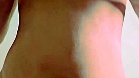 Watch This 18-Year-Old Indian Desi Girl Masturbate!