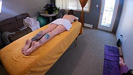 Jeg blev kneppet under en massage