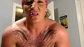 MILF Swallows Big Cumshot