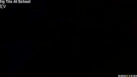 Angela White And Queenie Sateen In Uncaged Threeway Action!