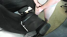 ginger explodes huge cum 😲