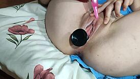 She Raised Her Skirt To Satisfy Her Juicy Pussy